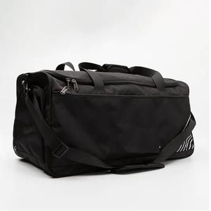 Nouveau sac de sport de qualité supérieure pour l'équipe de football, entraînement de football, fermeture éclair suspendue pour un rangement pratique des équipements et un transport facile - Product Image 3