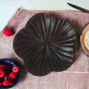 Aperitivos de madera de mango hechos a mano, plato para servir en forma de flor, decoración de mesa de cocina para vacaciones, platos de Navidad - Product Image 2