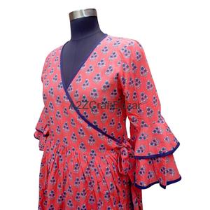 Vestido Floral en Línea A para Mujer, Cuello en V, Largo Midi, con Mangas con Volantes 3/4, Vestido Cómodo y Elegante para Uso Casual y de Fiesta - Product Image 5