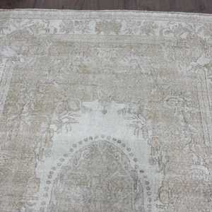 พรมวินเทจขนาด 6x9.7 ฟุต, พรมตุรกี, พรมขนสัตว์สีขาวไล่เฉด - Product Image 4