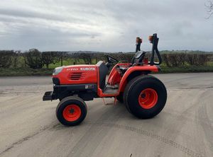 Tractor agrícola Kubota, tractor compacto Kubota en Austria - Product Image 6