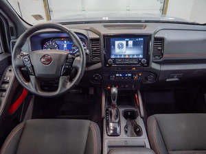 นิสสัน ฟรอนเทียร์ PRO-4X ครูว์แค็บ 4WD ปี 2023 สภาพดี ใช้งานน้อย ไม่เคยเกิดอุบัติเหตุ พวงมาลัยซ้าย/ขวา - Product Image 3