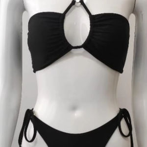 Conjunto de Bikini personalizado unisex de alta calidad de 2 piezas con decoración de cinturón bordado hecho de Spandex/nailon servicio OEM disponible - Product Image 1