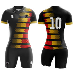 Ensembles d'entraînement de football pour hommes personnalisés de haute qualité 100% polyester à séchage rapide respirant confortable et durable uniformes à impression numérique - Product Image 4