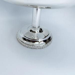 Bol sur pied en verre et métal argenté de qualité supérieure, parfait pour servir des desserts, des bonbons, des collations, des repas en famille et des occasions de célébration - Product Image 6