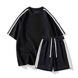 Conjunto informal de dos piezas de verano para hombre, Camiseta de punto de algodón transpirable y pantalones cortos cómodos - Product Image 1