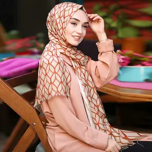 Vente d'usine à faible coût, foulard en coton Pashmina doux imprimé personnalisé pour femmes, étoles Hijab 2023