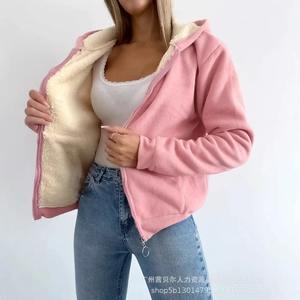 Chaqueta con Capucha para Mujer, 100% Algodón, Cálida y Cómoda para Invierno, Forro Polar, Cierre de Cremallera, Bolsillo Tipo Canguro, Logotipo en la Parte Delantera - Product Image 3