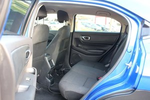 USATO 2022 Honda HR-V EX Blu 1.8L (141 CV) 4 cilindri 4x4 2 assi Benzina Trazione Integrale Cambio Automatico Guida a Sinistra - Product Image 3