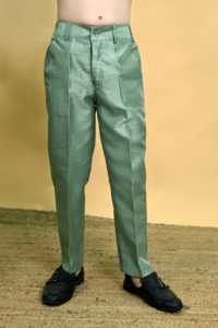 Sherwani de Luxe Traditionnel en Soie Longueur Genou pour Garçons – Tenue de Mariage et de Fête pour Enfants, Élégance Royale, Finition Infroissable - Product Image 6