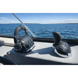 2019 Regal 42 Grand Coupe Volvo con Motor Diésel Intraborda de 435 HP y 550 Horas, Embarcación de Lujo - Product Image 3