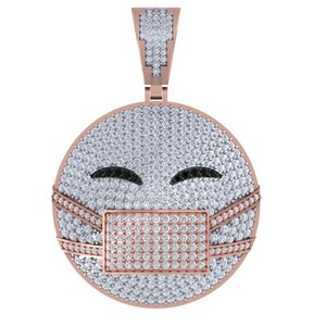 Pendentif en argent sterling 925 élégant en forme de cœur serti de diamants VVS, style religieux plaqué or, certifié IGI pour hommes - Product Image 3