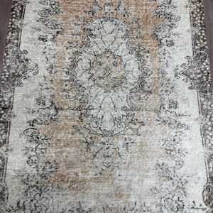 Alfombra Vintage de 3.8x4.7 pies, Alfombra Turca, Alfombra Marrón de Lana Marroquí - Product Image 3