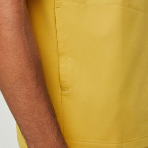 Traje de fregado activo de dos piezas para enfermeras Tejido elástico transpirable Ajuste Delgado flexible para uso en hospitales y clínicas - Product Image 5