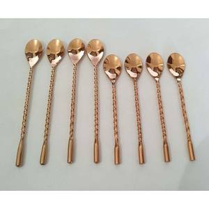 Nuevo diseño logotipo personalizado chapado en oro rosa mango largo y delgado con juego de utensilios de cubiertos de aspecto moderno plateado único - Product Image 5