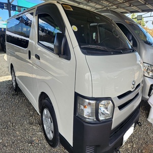 Toyota Hiace automatique utilisé assez utilisé meilleur prix disponible expédition rapide en stock à vendre - Product Image 3