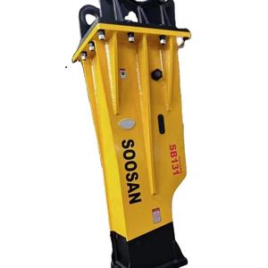 Martillo hidráulico SOOSAN SB131 Tipo caja Silencio para excavadoras 30-45 Ton, para obras de construcción y demoliciones - Product Image 1