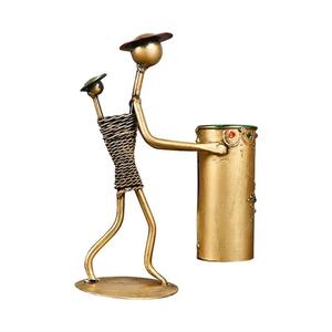 Portalápices de Metal decorativo antiguo para el hogar con forma única y la escultura de mesa más exigente para la decoración de la oficina en el hogar. - Product Image 3