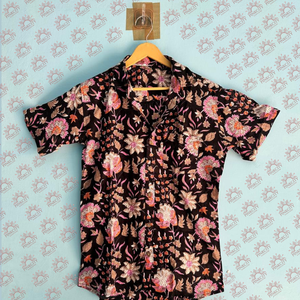 เสื้อผ้าผู้ชายเสื้อวันหยุดพักผ่อนลำลองฤดูร้อนทำด้วยมือผ้าฝ้ายแท้แขนสั้นพิมพ์ลายดอกไม้ชายหาด - Product Image 5