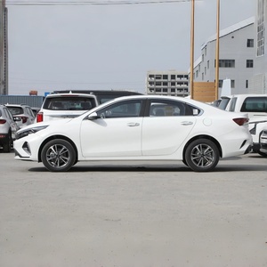 K3 Berline Essence 1.5L IVT 1.4T Turbo DCT Confort Luxe Traction Avant 4 Portes Voiture d'occasion Économique 2024 Toit Panoramique Cuir Alliage d'Aluminium - Product Image 3