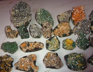 สีส้ม stilbite heulandite บนแร่เมทริกซ์อินเดีย - Product Image 1