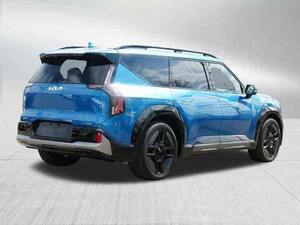 Kia EV9 GT-Line AWD 2024 Usado, Asientos de Cuero, Volante a la Izquierda, Cámara Trasera, Pantalla Táctil, Faros de Xenón, Excelente Estado - Product Image 2