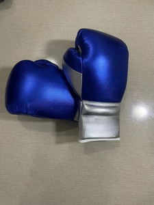 Rising Fitness Venta caliente transpirable 12oz 10oz accesorios de entrenamiento de fuerza guantes de dedo completo de boxeo duraderos - Product Image 4