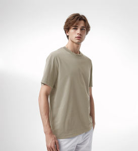 Camiseta lisa de manga corta con diseño en blanco y logotipo personalizado para hombre 220GSM, Camiseta lisa de algodón peinado, camiseta lisa con cuello redondo para hombre - Product Image 3