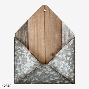 Lettre Vintage/Boîte Aux Lettres - Product Image 2