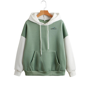 Sweats à capuche pour femmes, blocs de couleur, Logo personnalisé, taille du motif dans toutes les nouvelles couleurs différentes avec différents blocs pour l'hiver 2023 - Product Image 1