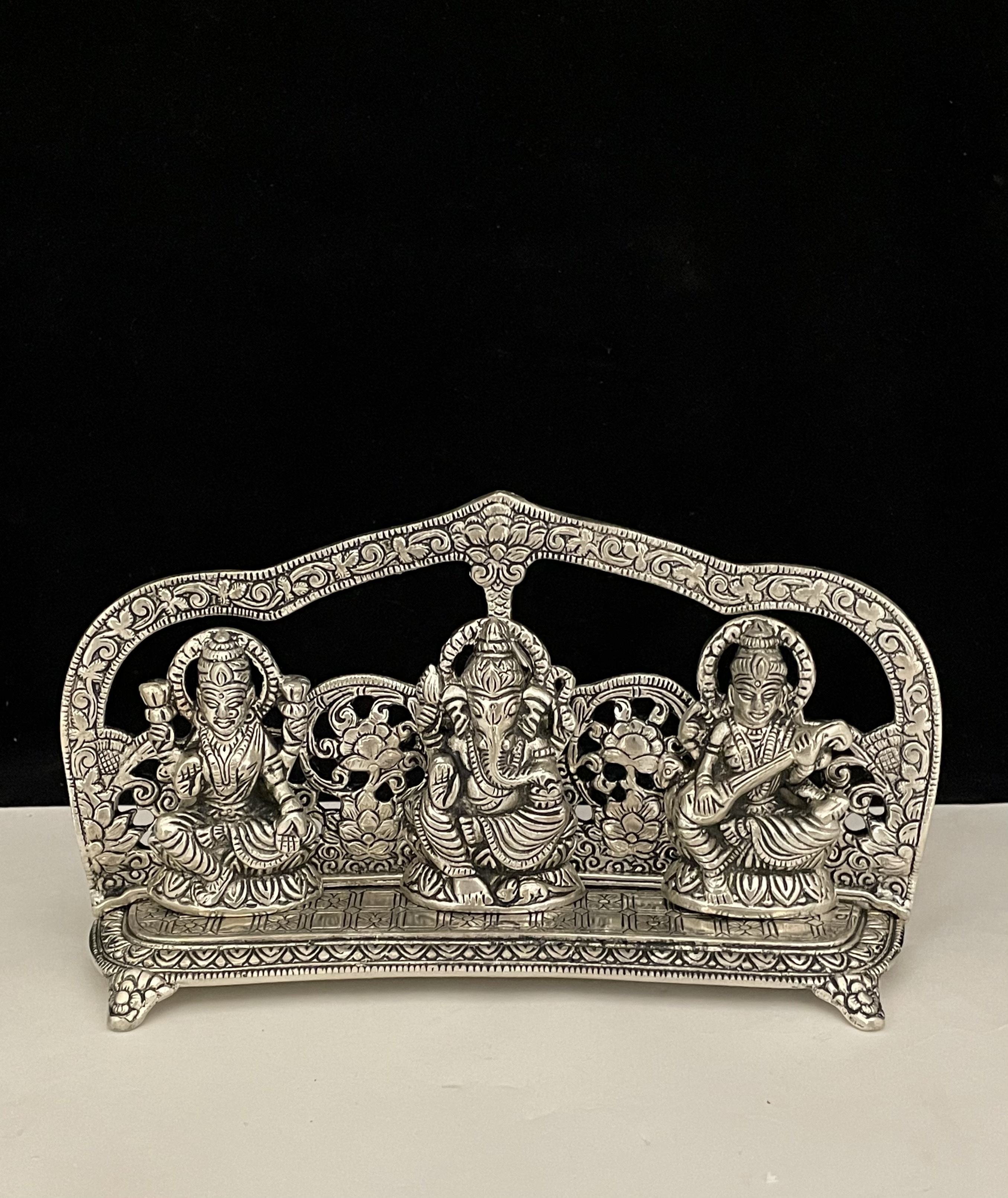 เช่นเดียวกับรูปภาพ