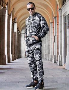 Wholesale mens athletic tracksuit <b>gym</b> wear sportswear <b>hoodie</b> and jogger set custom logo design - Product Image 3