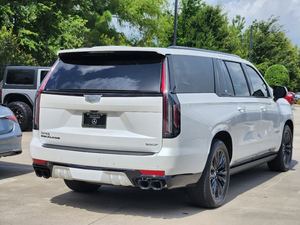 Offre Spéciale : Cadillac Escalade-V ESV 4WD d'occasion 2023 - Prêt à être expédié - Product Image 4