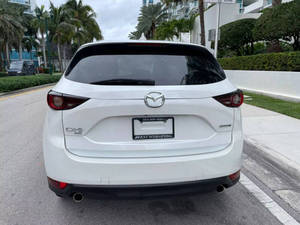 Mazda CX-5 Touring 2021 en perfecto estado - Product Image 2