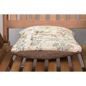 Design rustique 12x12 pouces Beige laine Kantha Patchwork oreiller tissé Vintage brodé imprimé fleuri pour sol de voiture noël - Product Image 5