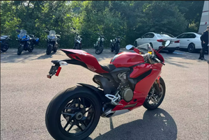 พร้อมขาย! โปรโมชั่นรถมอเตอร์ไซค์ Ducati Sportbike รุ่น 1199 Panigale ปี 2026 - Product Image 3
