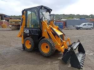 Chargeuse-pelleteuse compacte JCB 1CX de qualité supérieure, moteur diesel, excavatrice à direction par glissement, chargeuse frontale, machine de construction multifonctionnelle - Product Image 3