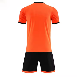 Uniforme de Pickleball Transpirable de Alta Calidad para Hombre con Logotipo Personalizado Impreso, Listo para el Verano, 100% Poliéster, Secado Rápido, Ligero - Product Image 4