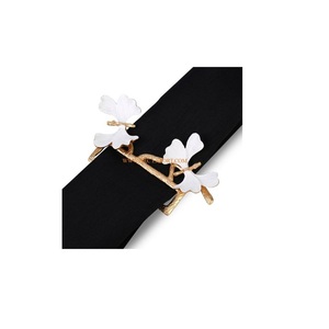 Tissu tenant anneaux blanc et or couleur aluminium matériel décoration de Table classique Table de mariage accessoires Serviette anneaux - Product Image 1