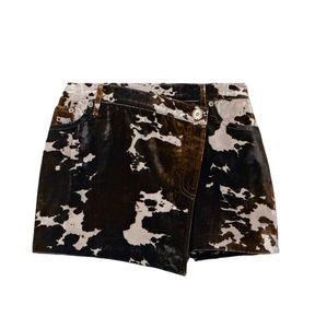 Jupe en cuir de vachette de style unique, couleur unie, logo personnalisé, best-seller, jupe en cuir de vachette pour femmes, design personnalisé de haute qualité, 2025 - Product Image 1