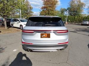 Used 2020 Lin. coln Corsair Standard Clean Car - Product Image 6