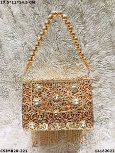 Pochettes en métal pour dames faites à la main pour soirée nuptiale Pochettes pour femmes élégantes faites à la main - Product Image 4