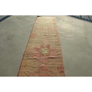 พรมวินเทจตุรกี ขนาด 2.9x10.2 ฟุต พรมเฮอร์กี พรมลายสัตว์สีน้ำตาลแดง - Product Image 1