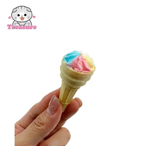 Adorables mini caramelos de goma en forma de cono de helado en multicolor vivo para bocadillos dulces - Product Image 4