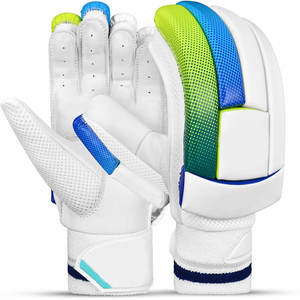 Gants de cricket légers faits sur mesure en gros Nouvelle arrivée Gants de cricket de haute qualité avec toutes les tailles disponibles - Product Image 1