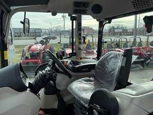 รถแทรกเตอร์ Massey Ferguson 4710 ปี 2024 สภาพใหม่/มือสอง พร้อมหัวตัก  ขายส่ง จัดส่งรวดเร็ว - Product Image 5