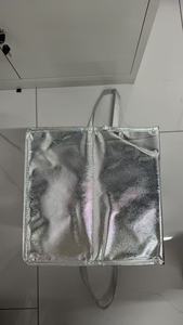 Durable Thermal Insulated Non-Woven Cooler Bag with Zipper Closure Foldable Design Portable & Easy to Carry - Product Image 6