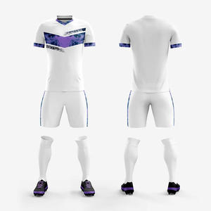 Uniforme de Fútbol Personalizado, Fabricante OEM, Conjunto de Camiseta y Pantalones Cortos de Alta Calidad, Tejido Transpirable, Secado Rápido, Ligero, para Clubes - Product Image 3
