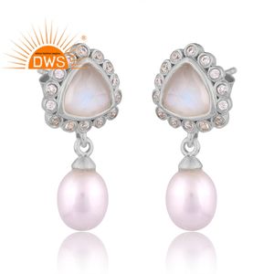 ต่างหูอัญมณีธรรมชาติสีเงินสเตอร์ลิงประดับมุกและพระจันทร์สีรุ้งผู้ผลิตเครื่องประดับตามสั่ง - Product Image 2