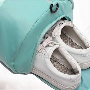 Mochila de lona para deportes al aire libre con logotipo personalizado, bolsa de viaje impermeable con MOQ bajo para Deportes y Viajes - Product Image 4